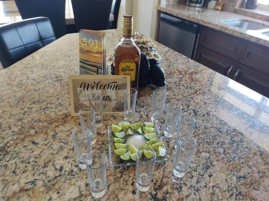 Access - Beach Penthouse Papas And Beer 2 Miles Wifi 로사리토 외부 사진