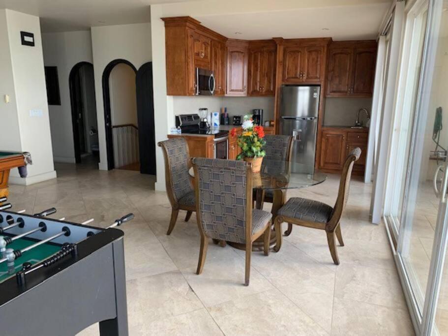 Access - Beach Penthouse Papas And Beer 2 Miles Wifi 로사리토 외부 사진