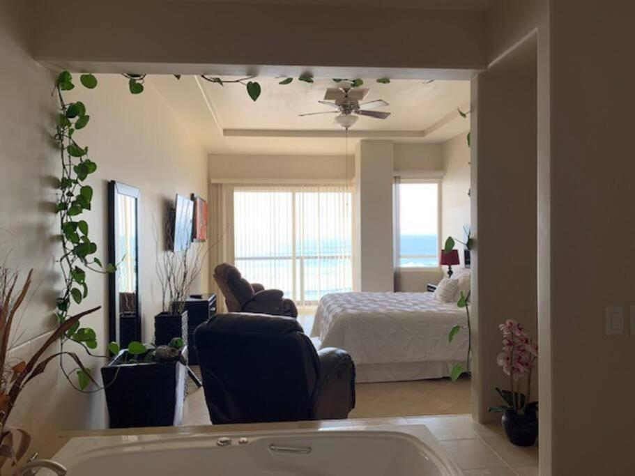 Access - Beach Penthouse Papas And Beer 2 Miles Wifi 로사리토 외부 사진